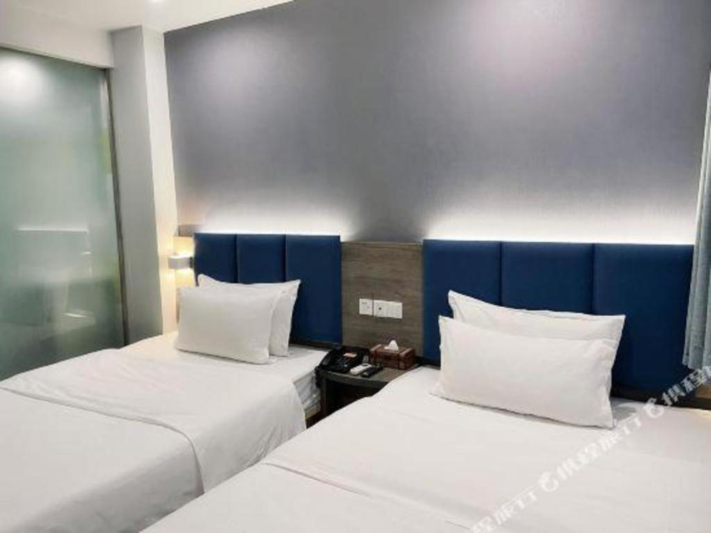 7 Days Inn Luzhou Commercial Pedestrian Street Center Extérieur photo