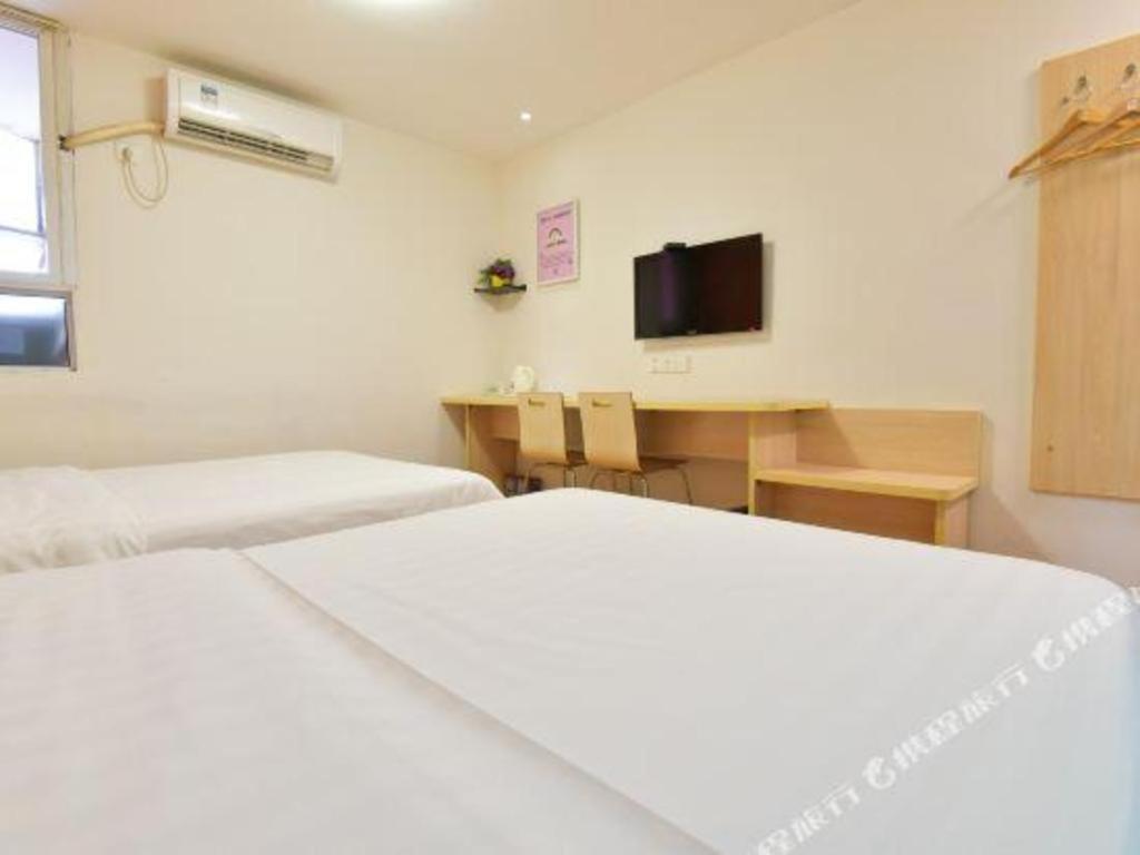 7 Days Inn Luzhou Commercial Pedestrian Street Center Extérieur photo